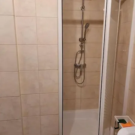 Uroczy W Scislym Centrum Gizycka Apartman