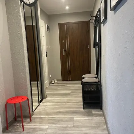 Uroczy W Scislym Centrum Gizycka Apartman *